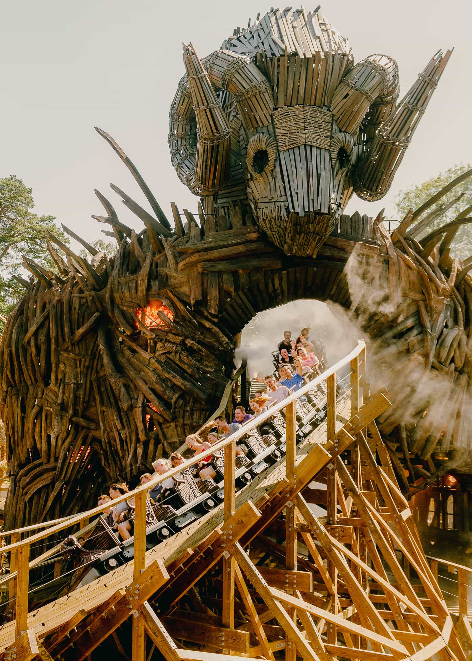 10 Top UK Theme Parks (Plus Discount Ticket Tips)