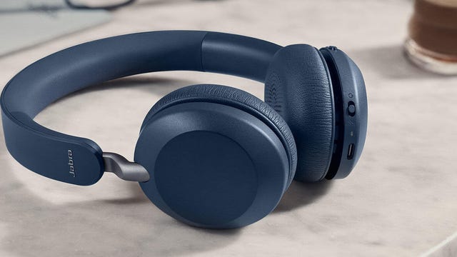 Best Multi-Point Bluetooth Headphones and Earbuds for 2023